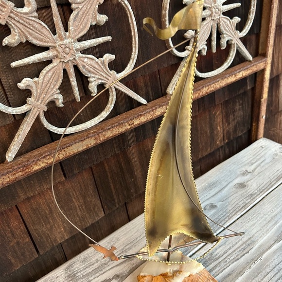 Vintage Yosi Large Brass and Stone Sail Boat Sculpture.  So Montauk! - Picture 3 of 8